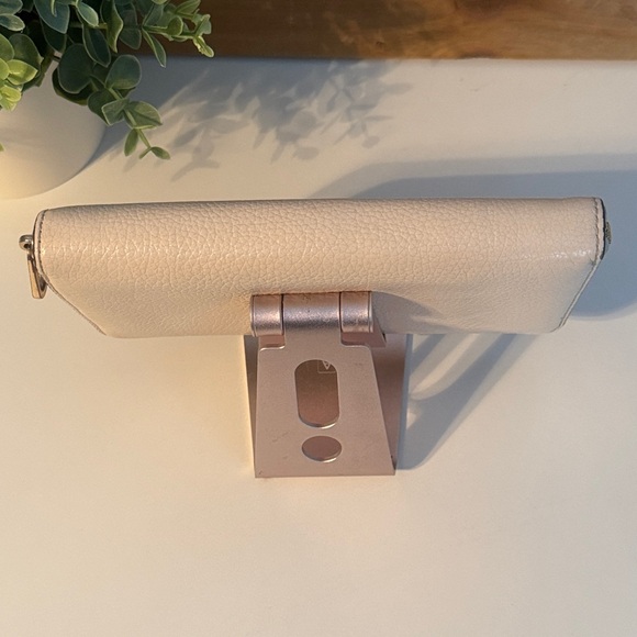 Coach C3441 Long Zip Around Crossgrain Accordion Leather Wallet Chalk - Picture 5 of 12